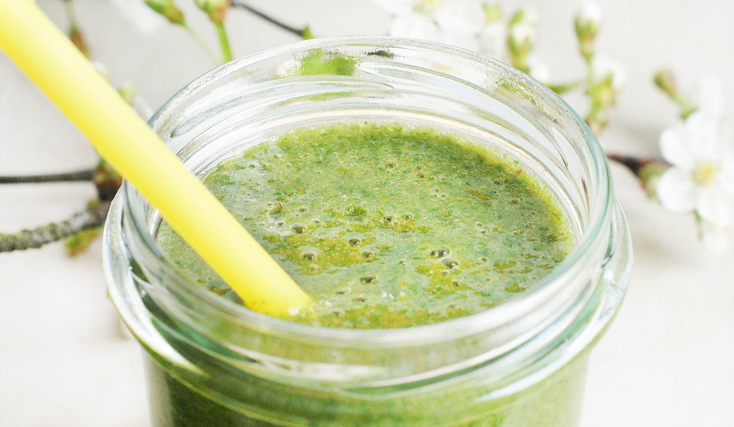 DETOX koktajl z młodym jęczmieniem