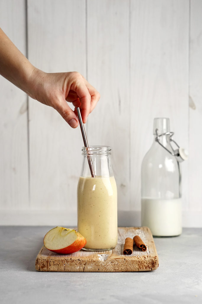Zimowe smoothie o smaku szarlotki